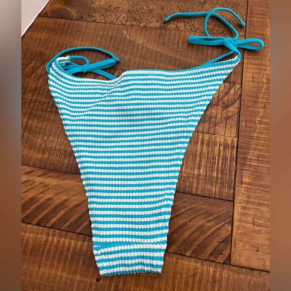 NWT Aerie Crinkle Stripe Cheekiest Tie Bikini Bottom in Barbados Blue + White - Picture 4 of 5